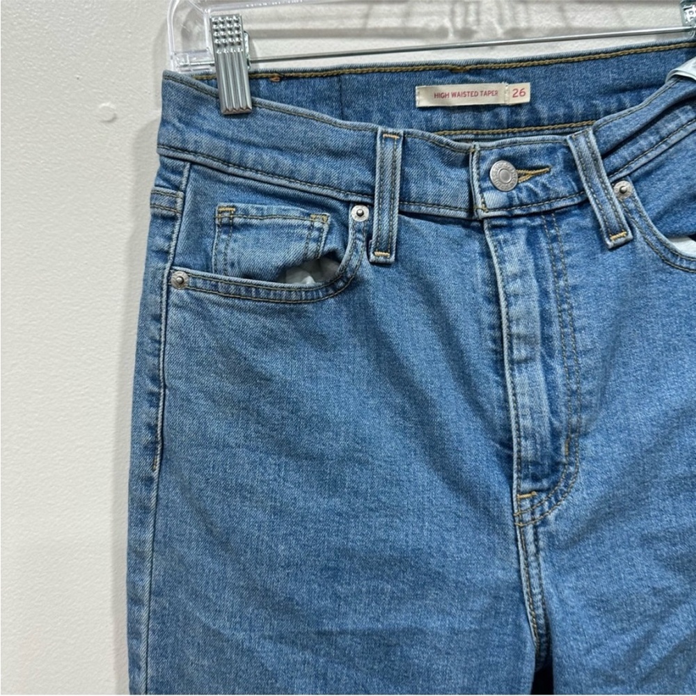 Levi’s high waisted taper jeans - Picture 8 of 12